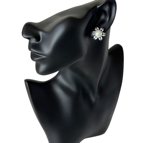 NWT Kenneth Jay Lane Rhodium Plated Faux Pearl & Cubic Zirconia Stud Earrings - Picture 8 of 9